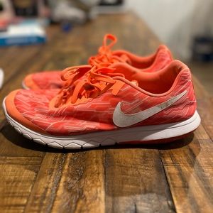 Women’s Nike Flex Experience Running Shoes | Size 11 | Orange